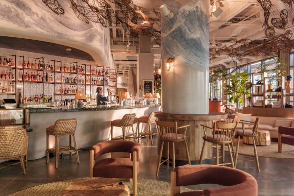 Bar & Restaurant